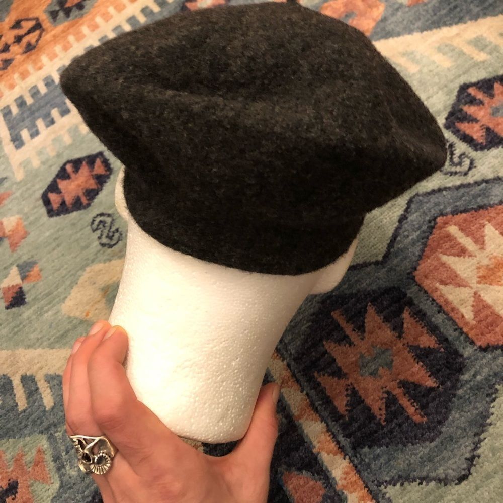 Wool Beret - Picture 6 of 7